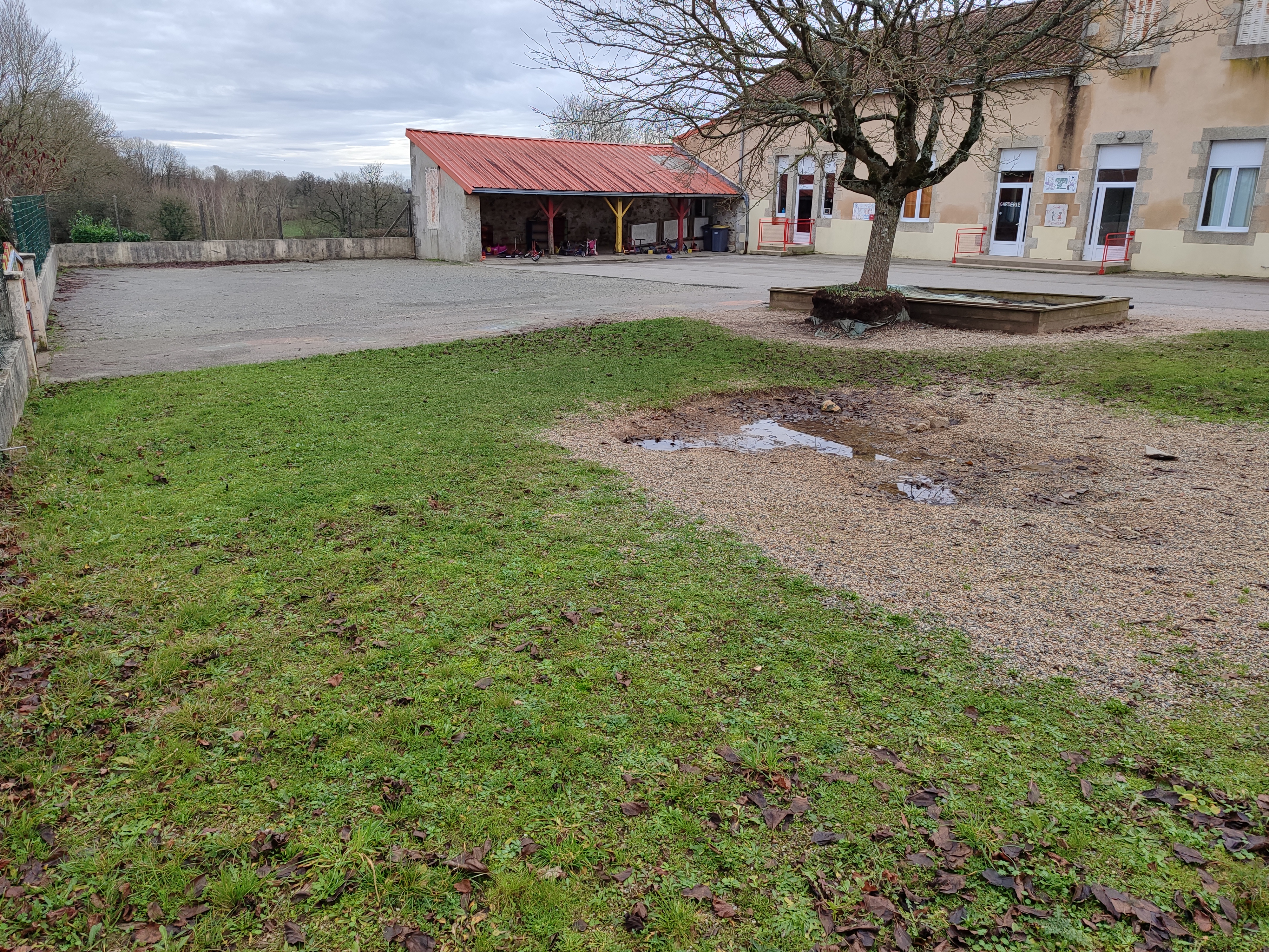 La cour de l'école Sainte-Marie