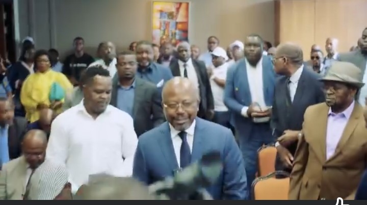 Conf de presse.jpg