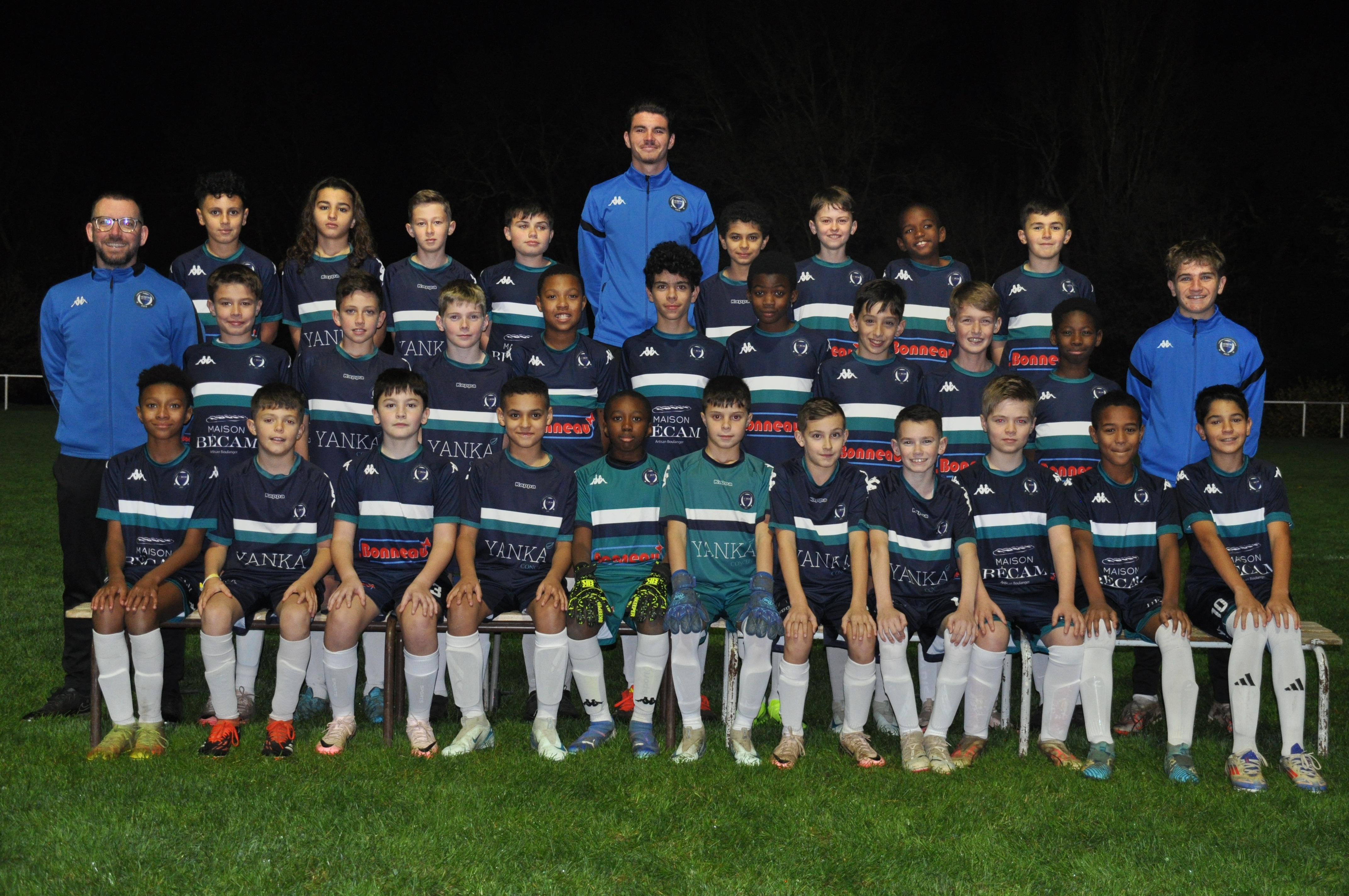 U12