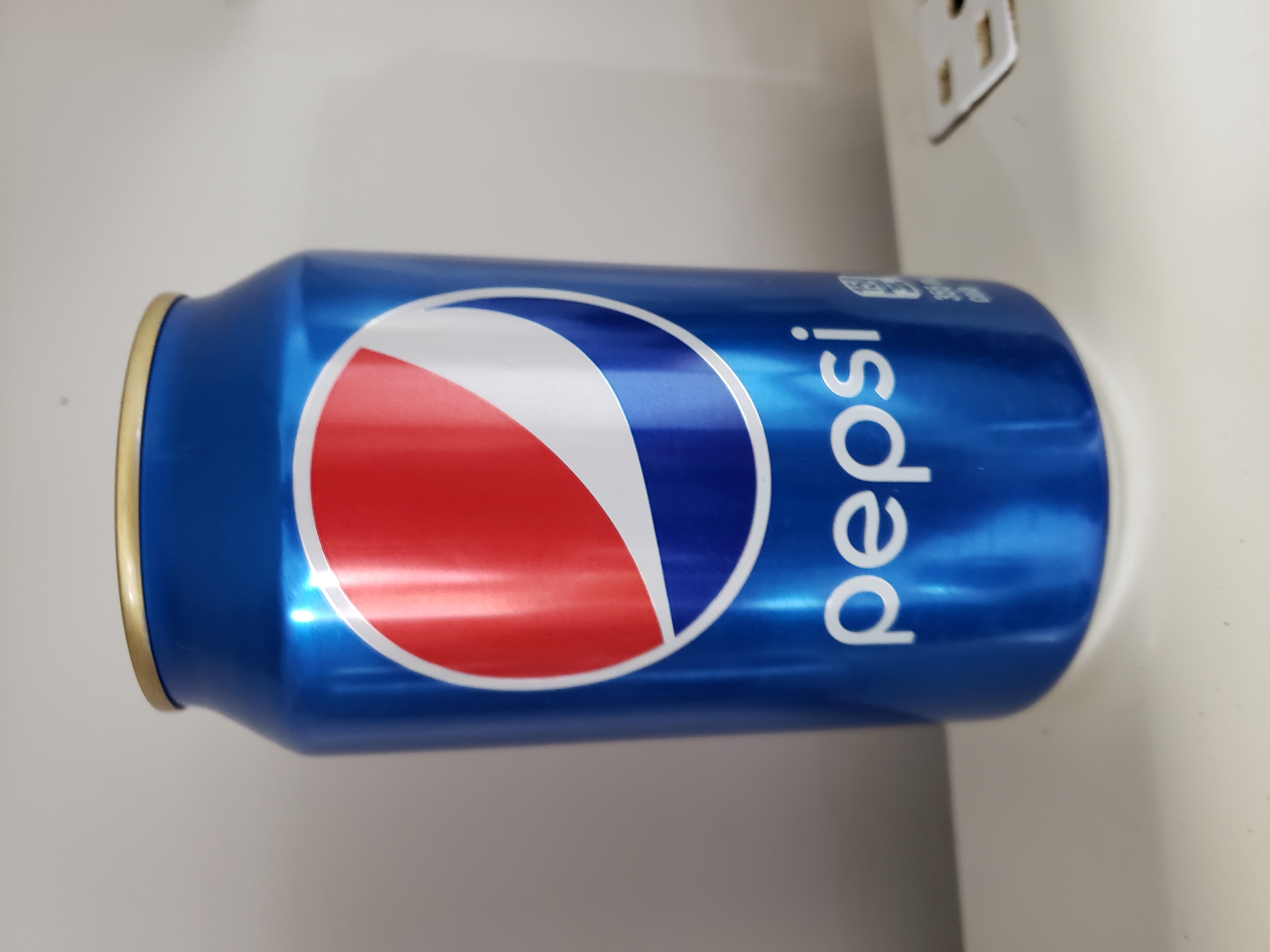 pepsi reg.jpg