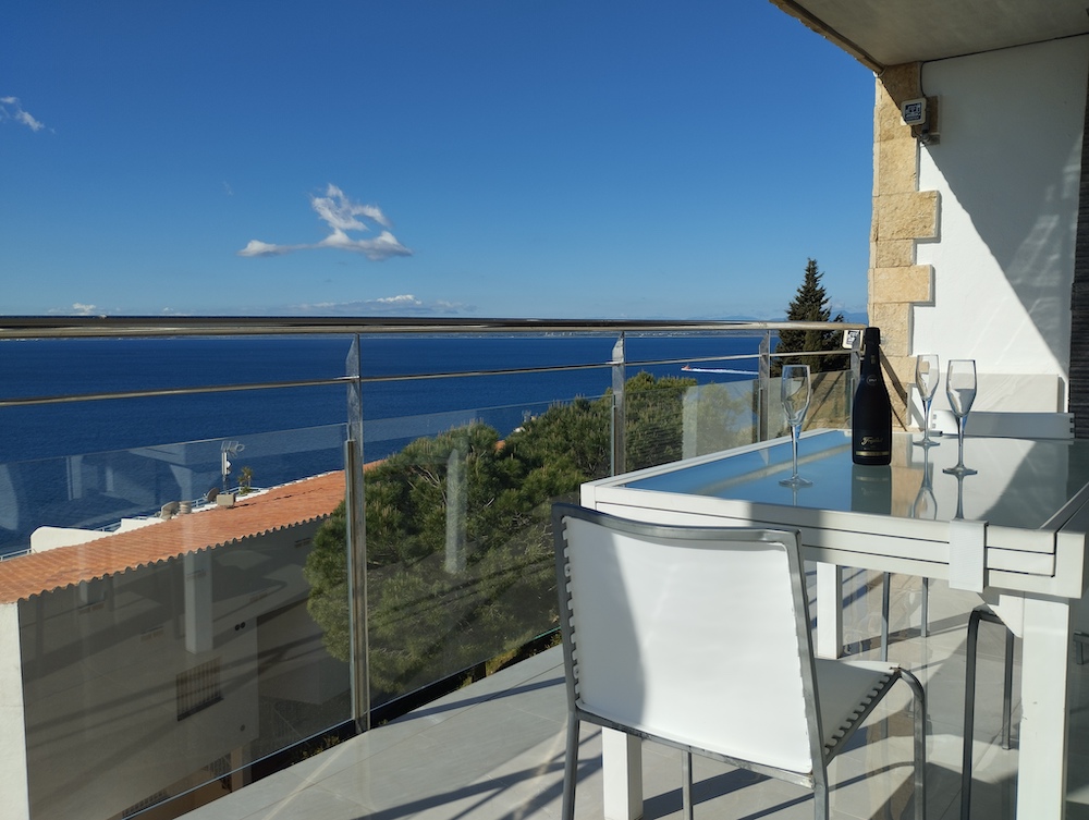 Terrasse 1744878710275.jpg