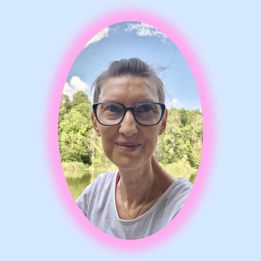 POK Isa Carnelle.jpg